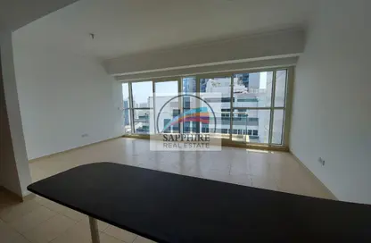 Apartment - 2 Bedrooms - 3 Bathrooms for rent in Mayfair Tower - Business Bay - Dubai