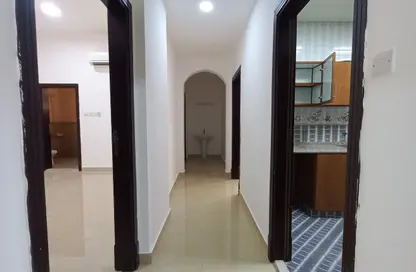 شقة - 2 غرف نوم - 2 حمامات للايجار في الجيمي - العين