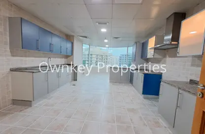 Apartment - 4 Bedrooms - 5 Bathrooms for rent in Gulf Tower A - Oud Metha - Bur Dubai - Dubai Apartment - 4 Bedrooms - 5 Bathrooms for rent in Gulf Tower A - Oud Metha - Bur Dubai - Dubai