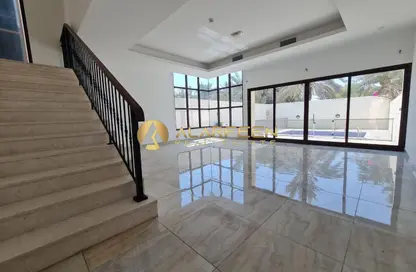 فيلا - 3 غرف نوم - 5 حمامات للايجار في منطقة 14 - قرية الجميرا سركل - دبي فيلا - 3 غرف نوم - 5 حمامات للايجار في منطقة 14 - قرية الجميرا سركل - دبي