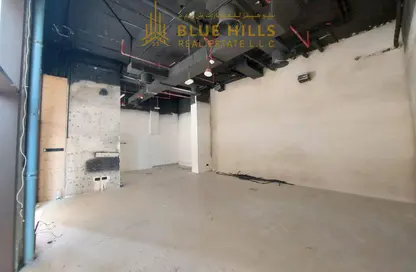 Shop - Studio for rent in Dar Al Hai - Al Souk Al Kabeer - Bur Dubai - Dubai