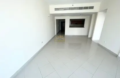 Apartment - 1 Bedroom - 2 Bathrooms for sale in Hub Canal 1 - Hub-Golf Towers - Dubai Sports City - Dubai