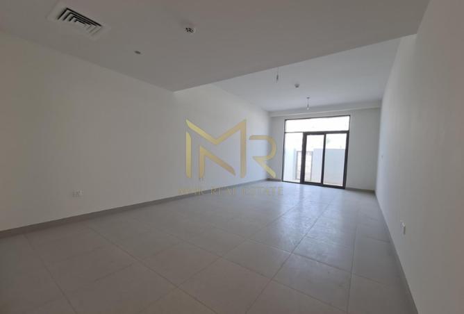 14196030 - Property Image 3