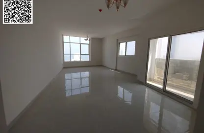 شقة - 3 غرف نوم - 3 حمامات للايجار في مساكن كورنيش عجمان - طريق كورنيش عجمان - عجمان