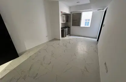 Apartment - Studio - 1 Bathroom for rent in Al Jurf 2 - Al Jurf - Ajman Downtown - Ajman