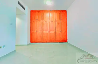 شقة - غرفة نوم - 2 حمامات للايجار في برج ليلي - النهدة - الشارقة شقة - غرفة نوم - 2 حمامات للايجار في برج ليلي - النهدة - الشارقة