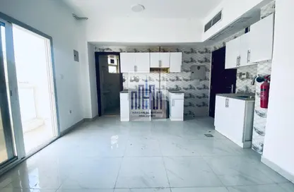 Apartment - Studio - 1 Bathroom for rent in GGICO Building Moweilah - Muwaileh Commercial - Sharjah