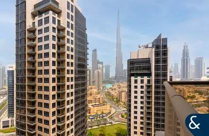Apartment - 2 Bedrooms - 2 Bathrooms for sale in Elite Downtown Residence - Downtown Dubai - Dubai