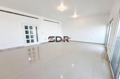 Apartment - 2 Bedrooms - 3 Bathrooms for rent in Al Waha Tower - Al Khalidiya - Abu Dhabi