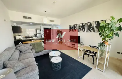 شقة - غرفة نوم - 1 حمام للايجار في برج المراد - البرشاء 1 - البرشاء - دبي