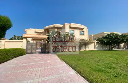 Villa - 7+ Bedrooms - 7+ Bathrooms for rent in Al Manara - Dubai