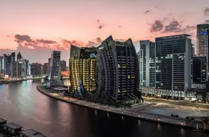 Apartment - 4 Bedrooms - 5 Bathrooms for sale in DaVinci Tower - Business Bay - Dubai