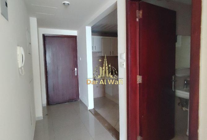 15883201 - Property Image 2