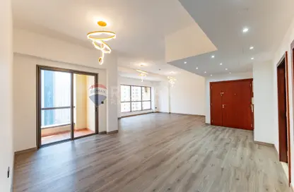 Apartment - 3 Bedrooms - 4 Bathrooms for rent in Rimal 1 - Rimal - Jumeirah Beach Residence - Dubai