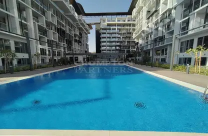 Apartment - 2 Bedrooms - 2 Bathrooms for rent in Oasis 1 - Oasis Residences - Masdar City - Abu Dhabi