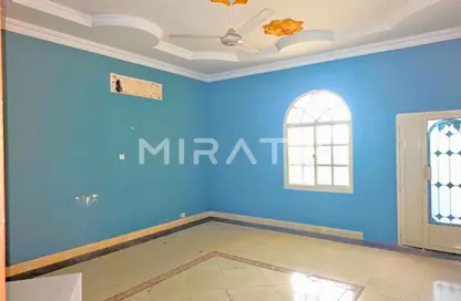 فيلا - 5 غرف نوم - 6 حمامات للبيع في هور العنز - ديرة - دبي