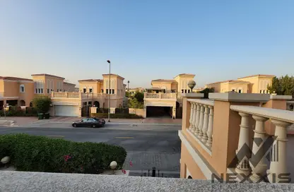 فيلا - 2 غرف نوم - 3 حمامات للايجار في منطقة 16 - قرية الجميرا سركل - دبي