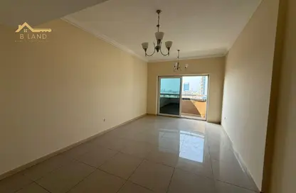 Apartment - 3 Bedrooms - 4 Bathrooms for rent in Qasimia 10 building - Al Mahatta - Al Qasimia - Sharjah