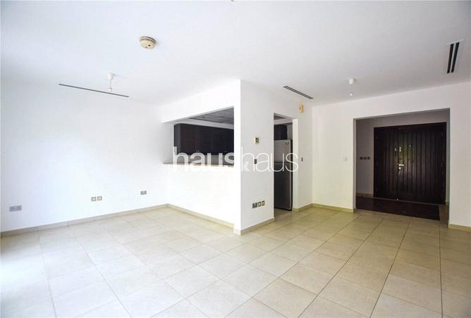 15518300 - Property Image 3