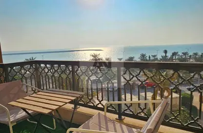 شقة - غرفة نوم - 2 حمامات للبيع في باب البحر - جزيرة المرجان - رأس الخيمة