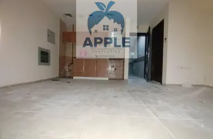 Apartment - Studio - 1 Bathroom for rent in Muwaileh 3 Building - Muwaileh - Sharjah