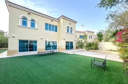 Villa - 4 Bedrooms - 5 Bathrooms for rent in Legacy - Jumeirah Park - Dubai