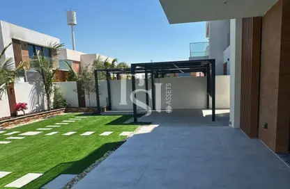 فيلا - 4 غرف نوم - 6 حمامات للايجار في ذا دونز - سعديات رزيرف - جزيرة السعديات - أبوظبي