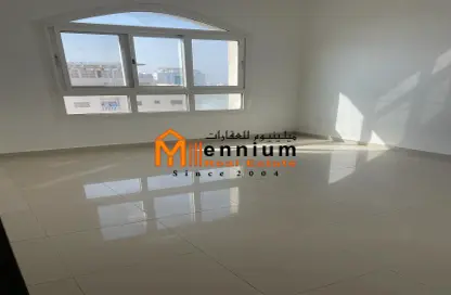 Apartment - 1 Bedroom - 2 Bathrooms for rent in Qasimia 10 building - Al Mahatta - Al Qasimia - Sharjah