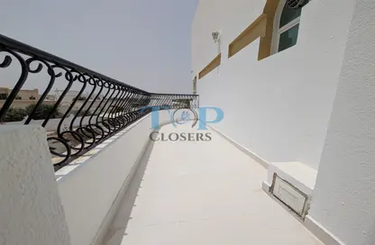 شقة - غرفة نوم - 2 حمامات للايجار في موييفية - المرخانية - العين