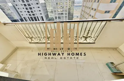 Apartment - 3 Bedrooms - 3 Bathrooms for rent in Muwaileh 29 Building - Muwaileh - Sharjah