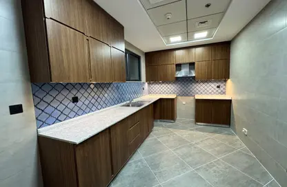 شقة - غرفة نوم - 2 حمامات للايجار في جداف فيوز - الجداف - دبي