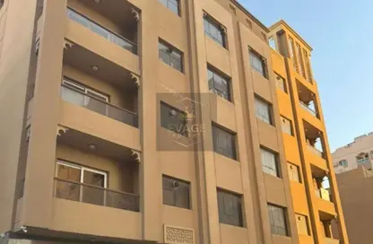 عمارة بالكامل - استوديو - 8 حمامات للبيع في المجرة - الشرق - الشارقة