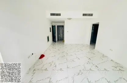 شقة - غرفة نوم - 2 حمامات للايجار في ذا ايكون جازا 2 - الراشدية 3 - الراشدية - عجمان