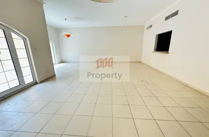 Apartment - 3 Bedrooms - 5 Bathrooms for rent in Ritaj G - Ritaj (Residential Complex) - Dubai Investment Park (DIP) - Dubai