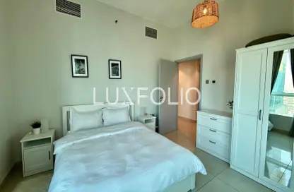 Apartment - 3 Bedrooms - 2 Bathrooms for sale in Marina Pinnacle - Dubai Marina - Dubai