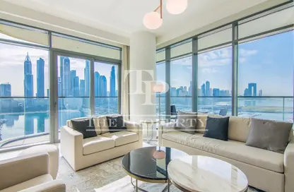 Apartment - 3 Bedrooms - 3 Bathrooms for sale in Marina Vista - EMAAR Beachfront - Dubai Harbour - Dubai