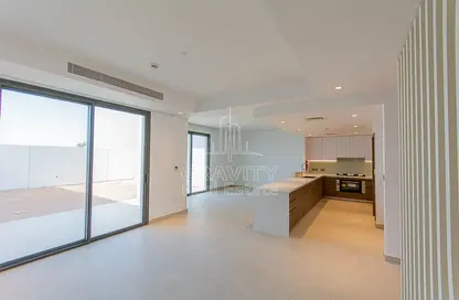 Kitchen image for: Townhouse - 3 Bedrooms - 4 Bathrooms for sale in Aspens - Yas Acres - Yas Island - Abu Dhabi, Image 1