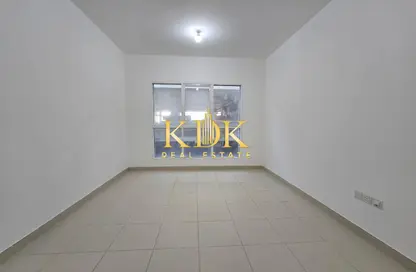 Apartment - 1 Bedroom - 2 Bathrooms for rent in Oxford Building - Jumeirah Village Circle - Dubai