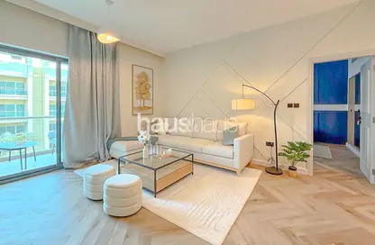 شقة - غرفة نوم - 1 حمام للايجار في الظفرة 4 - الظفرة - جرينز - دبي