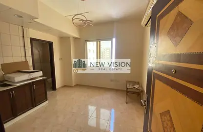 Apartment - Studio - 1 Bathroom for rent in Al Qulaya'ah - Al Sharq - Sharjah