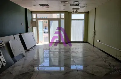 Shop - Studio - 1 Bathroom for rent in China Cluster - International City - Dubai