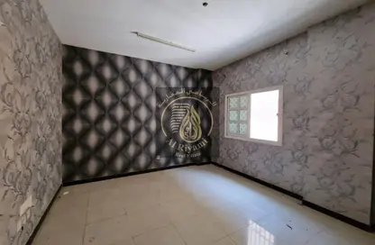 Apartment - Studio - 1 Bathroom for rent in Ajman Creek Towers - Al Rashidiya 1 - Al Rashidiya - Ajman