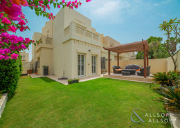 3 Beds | End Villa | Extended | Upgraded
