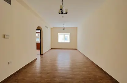Apartment - 1 Bedroom - 2 Bathrooms for rent in Muwaileh 29 Building - Muwaileh - Sharjah