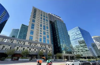 Apartment - 1 Bedroom - 2 Bathrooms for rent in The Cosmopolitan - Business Bay - Dubai