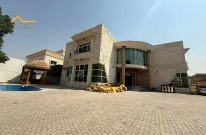 Apartment - 7 Bedrooms - 7+ Bathrooms for rent in Al Falaj - Al Riqqa - Sharjah