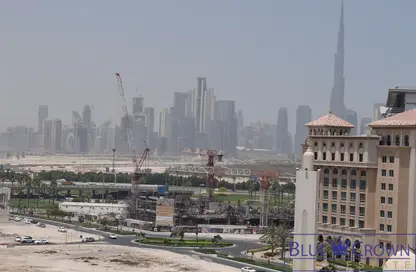 Apartment - 2 Bedrooms - 3 Bathrooms for rent in Al Waleed Garden 1 - Al Waleed Garden - Al Jaddaf - Dubai