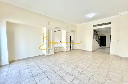 Empty Room image for: Apartment - 5 Bedrooms - 7 Bathrooms for rent in Khalidiya Village - Al Khalidiya - Abu Dhabi, Image 1
