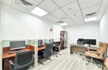 Office Space - Studio for rent in Latifa Tower - Sheikh Zayed Road - Dubai