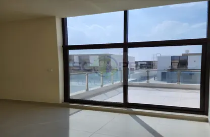 صورة لـ غرفة فارغة فيلا - 4 غرف نوم - 5 حمامات للايجار في سينسز - المنطقة 11 - مدينة الشيخ محمد بن راشد - دبي ، صورة رقم 1